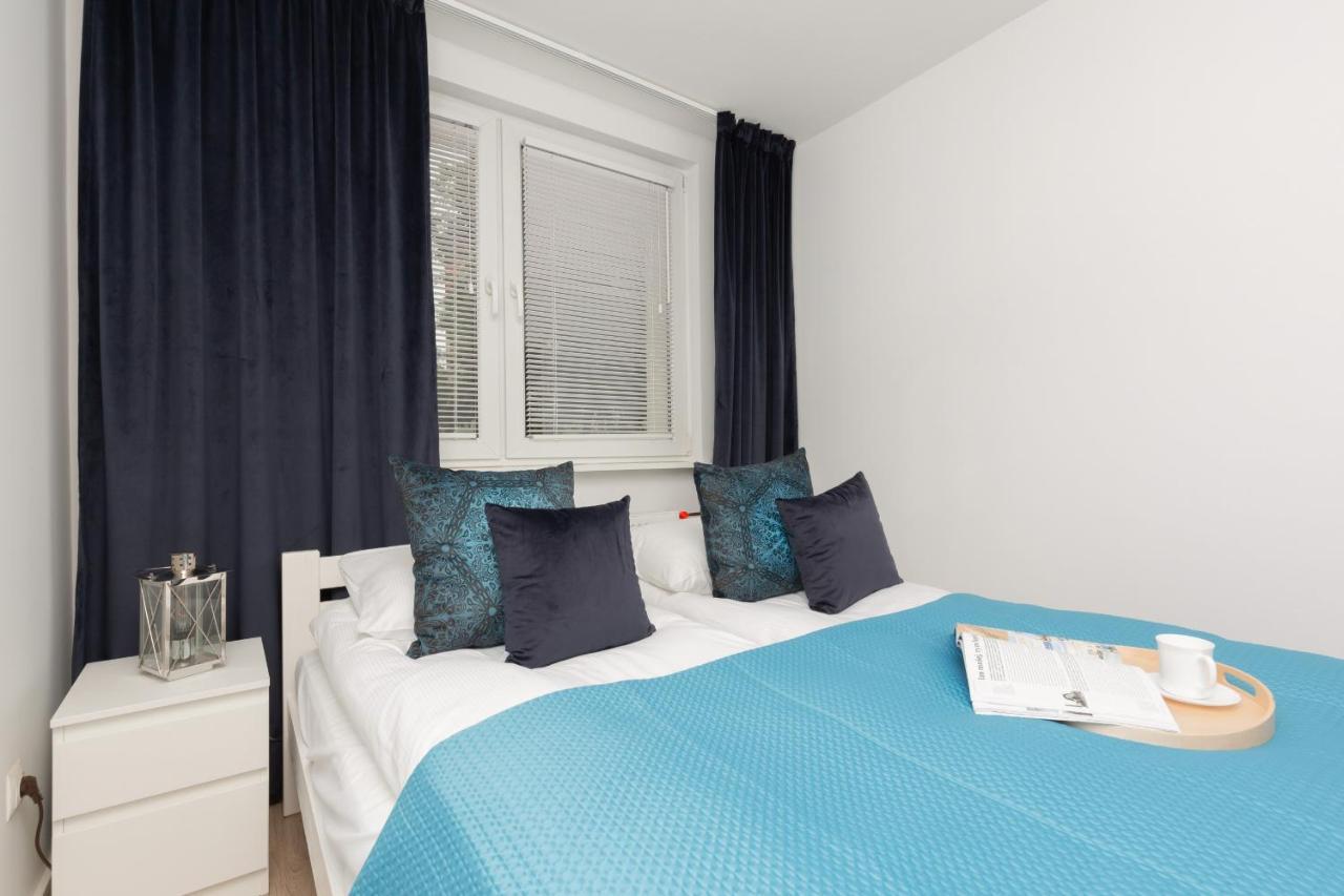 Two-bedroom 650 M Brzezno By Renters Leilighet *